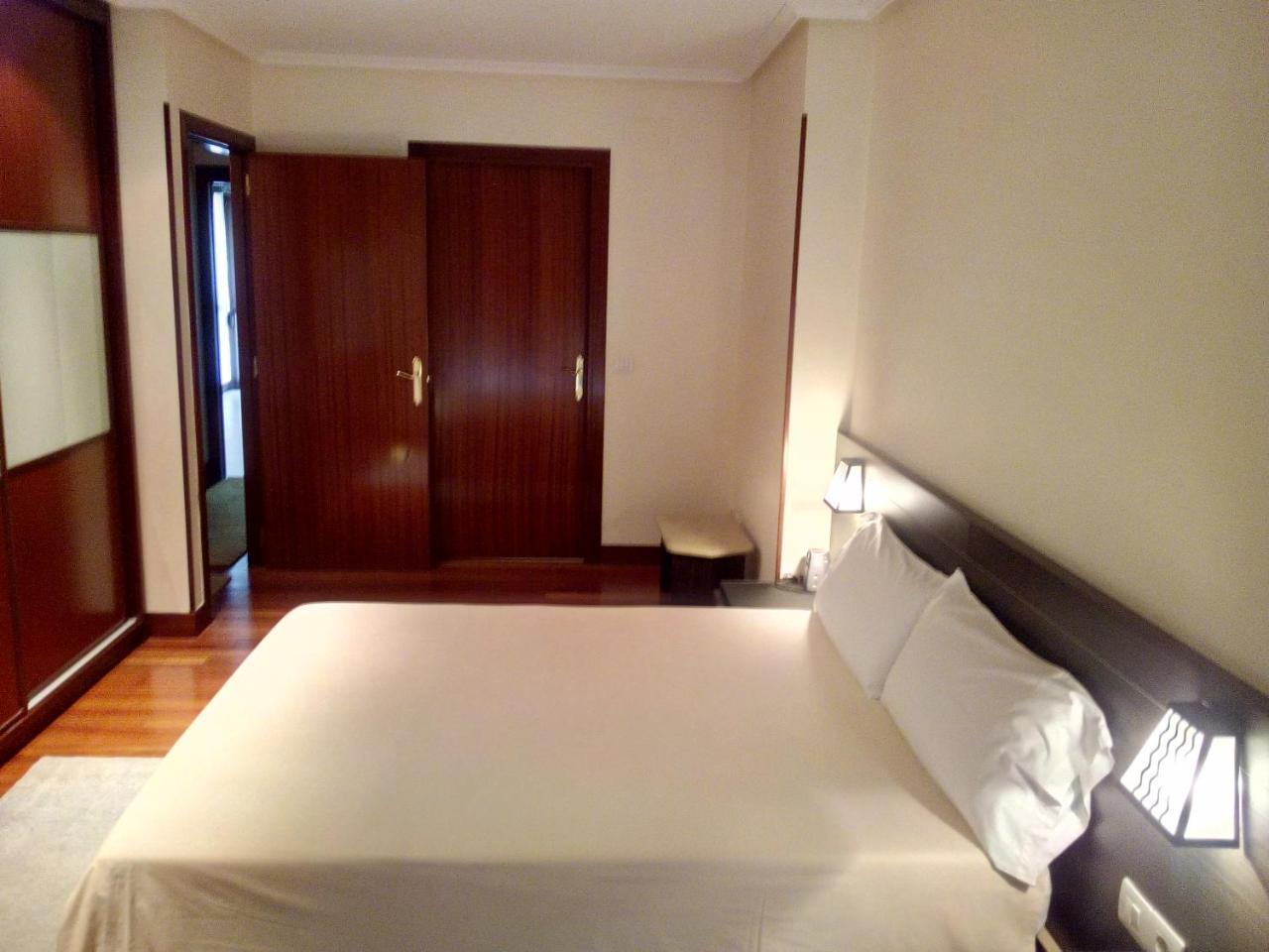 Apartamento Ana Con Garaje Eibar Bagian luar foto