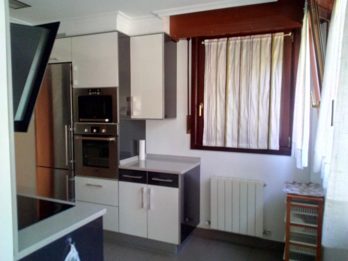 Apartamento Ana Con Garaje Eibar Bagian luar foto